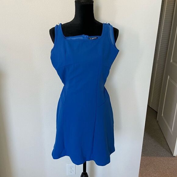 Royal blue S size, never worn - Picture 1 of 3